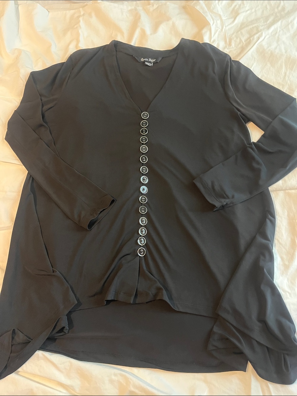 Charlie Paige Black Button-Front Long Sleeve Top